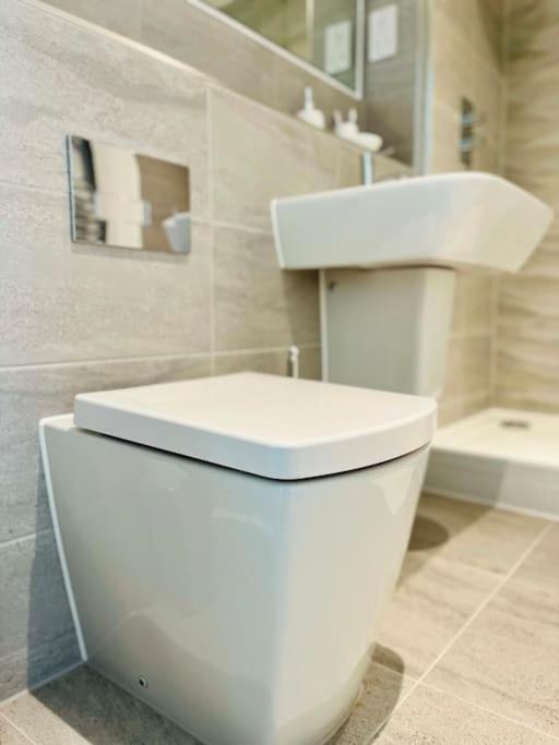 מנצ'סטר Stunning One Bedroom Apartment In Old Trafford מראה חיצוני תמונה
