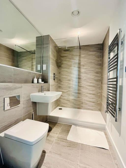 מנצ'סטר Stunning One Bedroom Apartment In Old Trafford מראה חיצוני תמונה